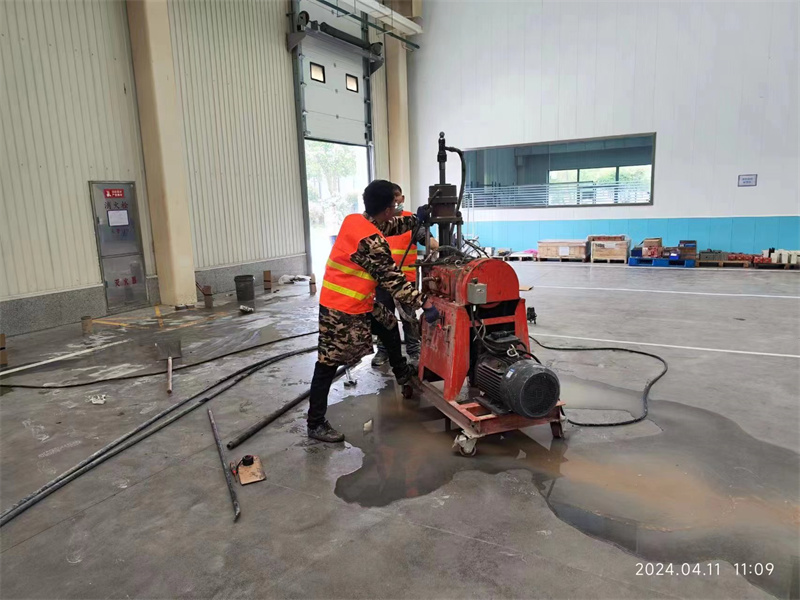 宜兴厂房地面下沉塌陷注浆加固施工